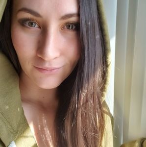 Meet your Posher, Danelle